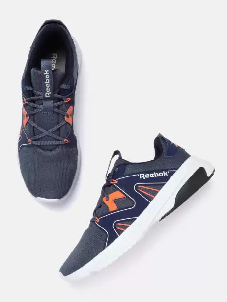 Men Ultrafit Running Shoes - image 4
