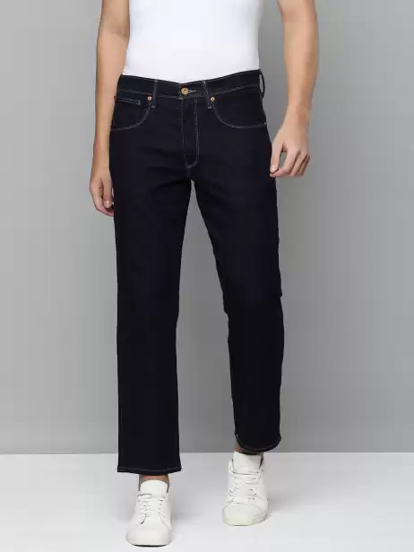 Men Relaxed Tapered Fit Jeans - image 4