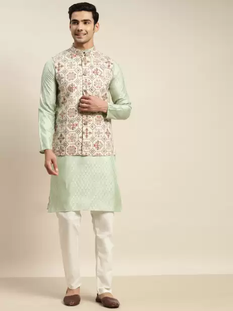 Men Kurta with Churidar - image 4