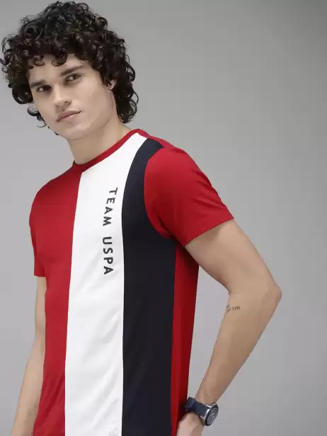 Men Colourblocked T-shirt - image 4
