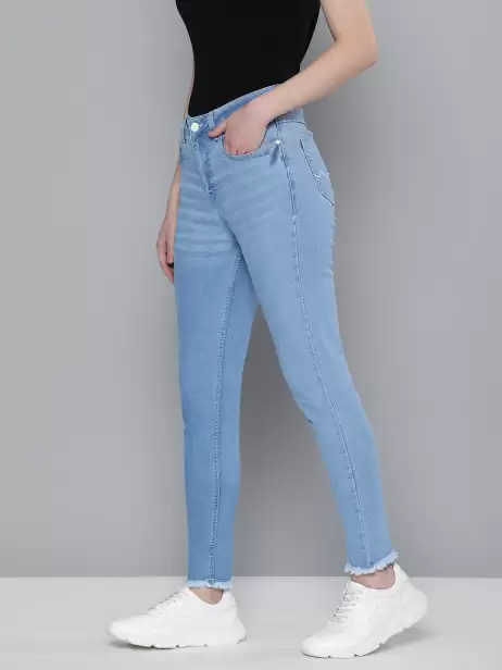 Mid-Rise Skinny Fit Jeans - image 4