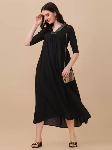 V-Neck A-Line Midi Dress - image 4