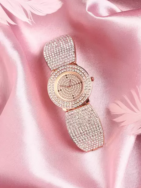 Women Analogue Watch - image 4