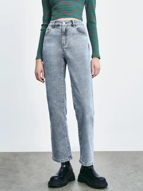 Women Wide Leg High-Rise Jeans - image 4