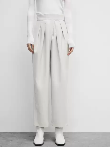 Women Pleated High-Rise Trousers - image 4