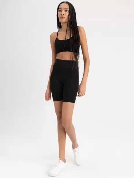Women Skinny Fit High-Rise Shorts - image 4