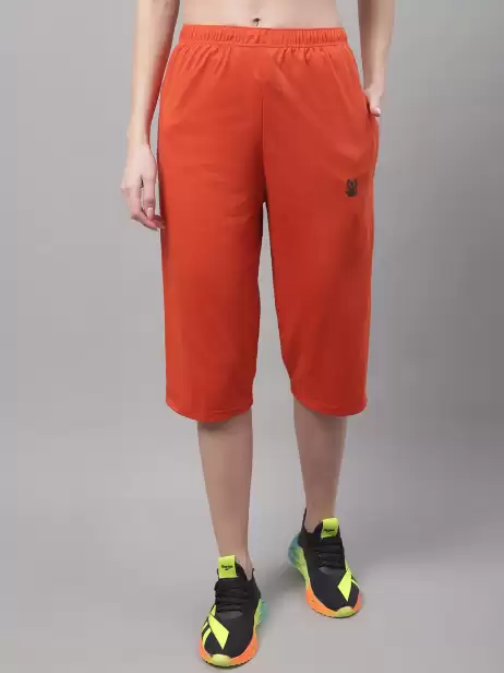 Women Solid Cotton Capris - image 4