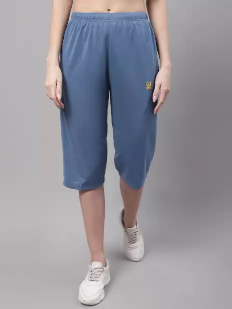 Women Solid Cotton Capris - image 4