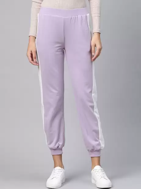 Women Side Pockets Joggers - image 4