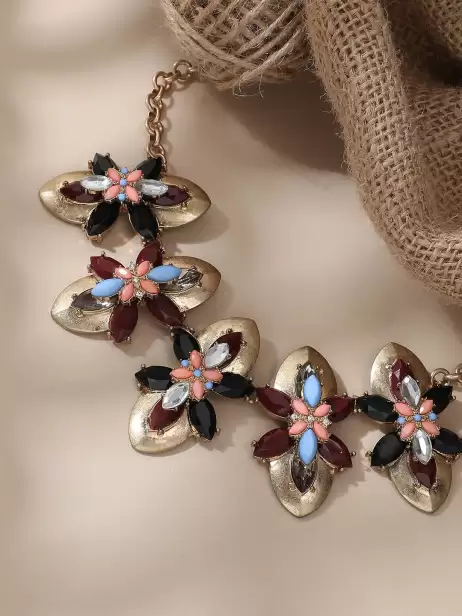 Gold-Plated Statement Necklace - image 4