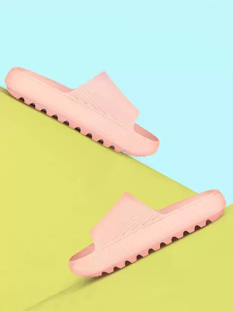 Women Lightweight Sliders - image 4