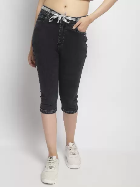 Women Skinny Fit Capris - image 4
