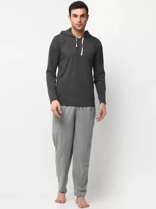 Men Solid Night suit - image 5