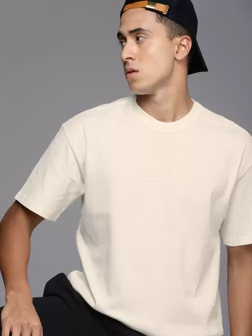 NSW PREM ESSNTL SUST T-shirt - image 5