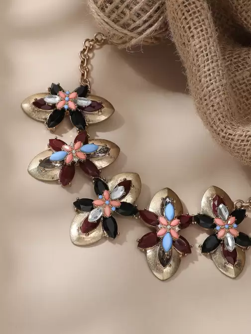 Gold-Plated Statement Necklace - image 5