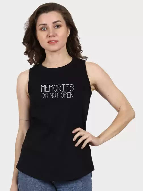Women Typography T-shirt - image 5