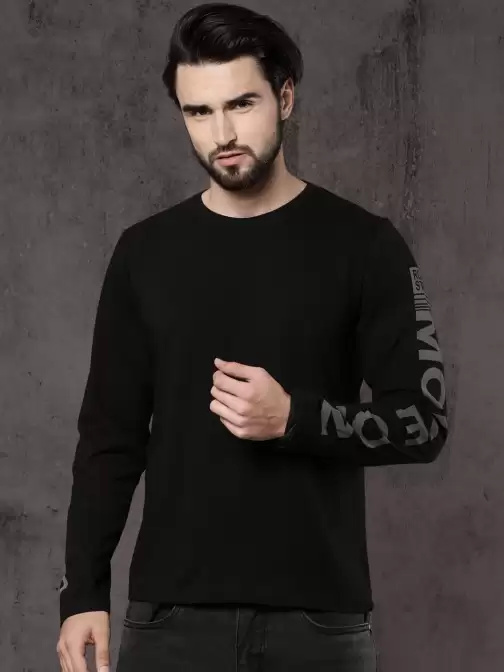 Solid Round Neck T-shirt - image 5