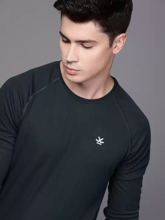 Raglan Sleeved T-shirt - image 6