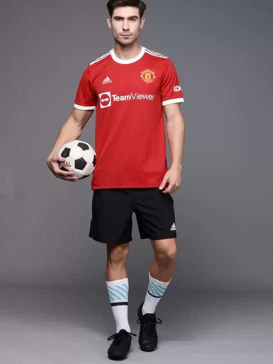 Manchester United T-shirt - image 6