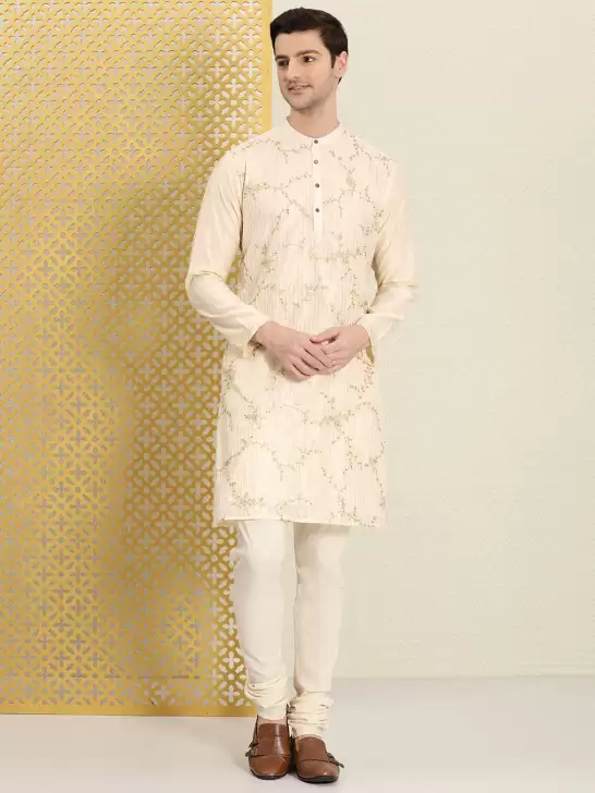 Men Embroidered Jashn Kurta - image 6