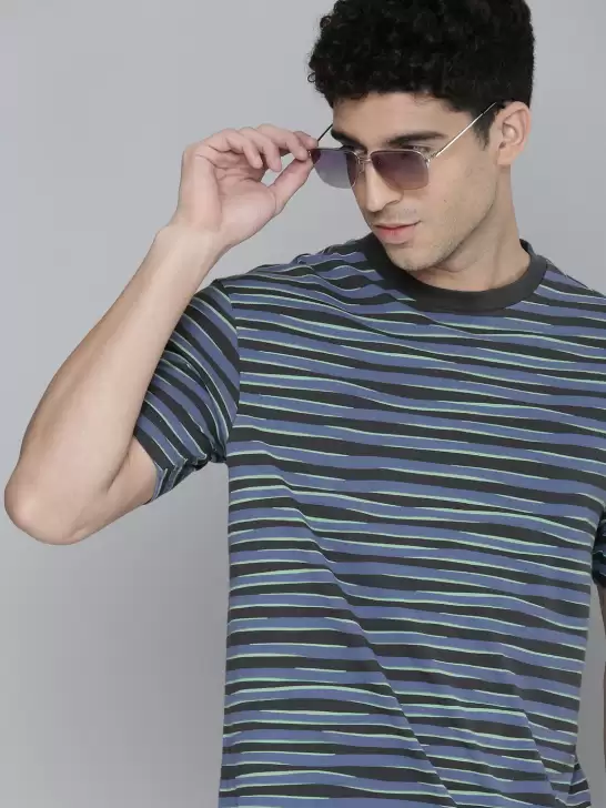 Men Striped T-shirt - image 6