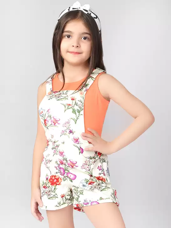 Girls Printed T-shirt with Shorts - image 6