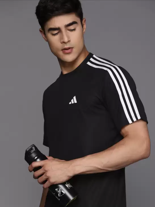 Train 3-Striped T-shirt - image 6