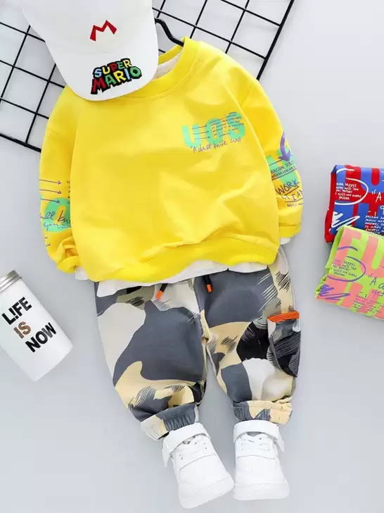 Boys Printed T-shirt with Trousers - image 6