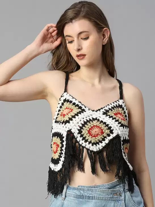 Women Colourblocked Crochet Swim Bikini Tops - image 6