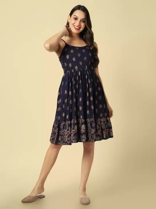 Floral Printed Gathered Dress - image 6