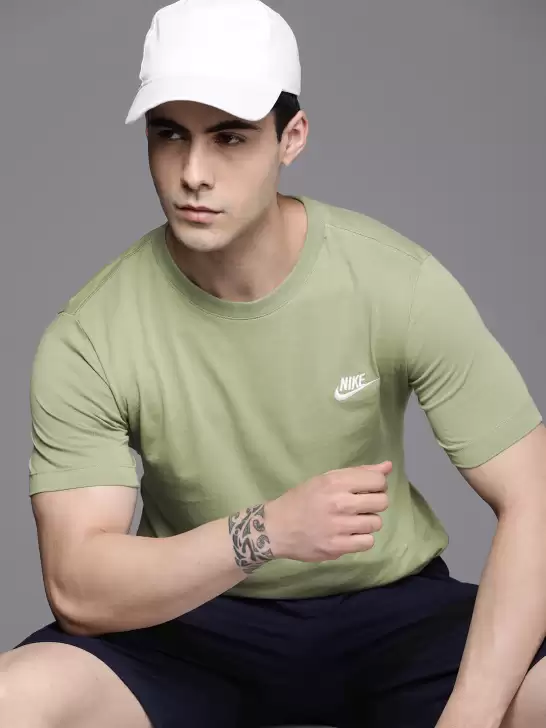 Brand Logo CLUB T-shirt - image 6