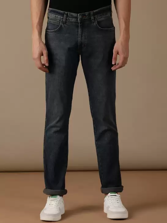 Light Fade Stretchable Jeans - image 6