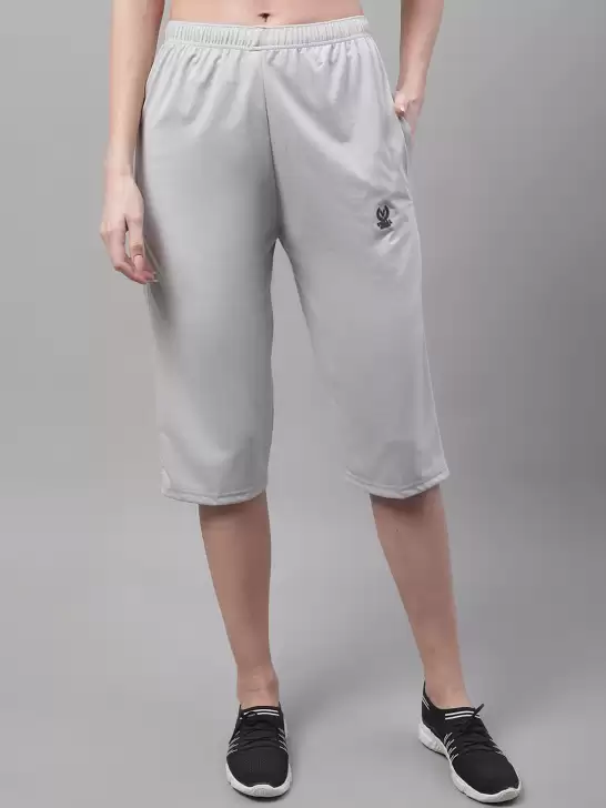 Women Solid Cotton Capris - image 6