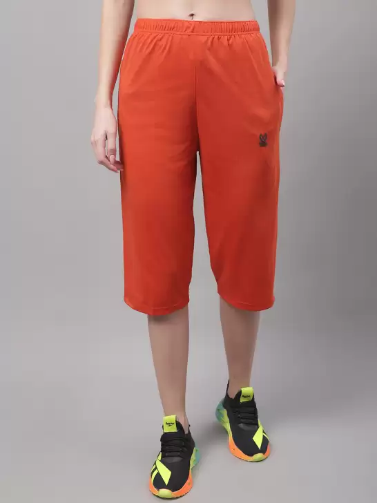 Women Solid Cotton Capris - image 6