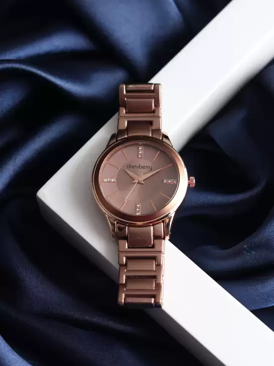 Women Analogue Watch - image 6