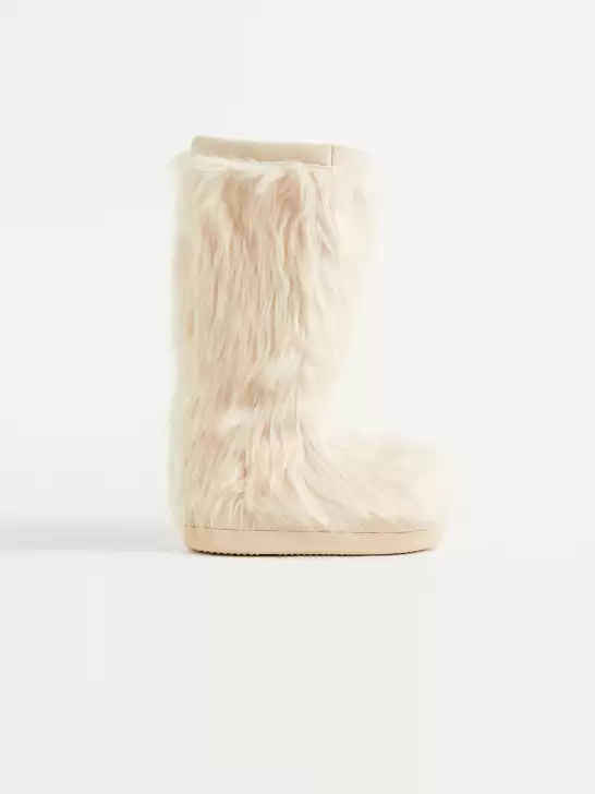 Women Faux Fur Boots - image 6