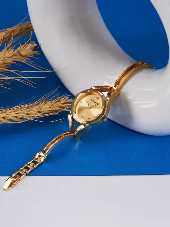 Women Stainless Steel Straps Watch - image 6