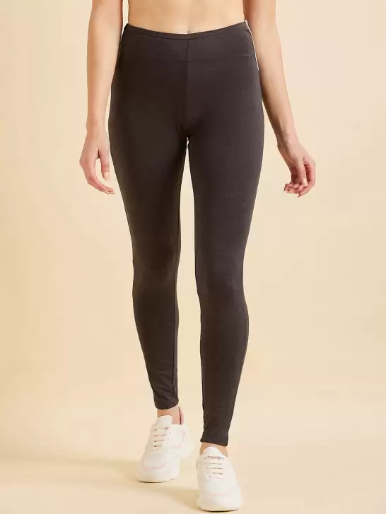 Women Mid Rise Knitted Tights - image 6