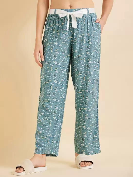 Women Printed Lounge Pants - image 6