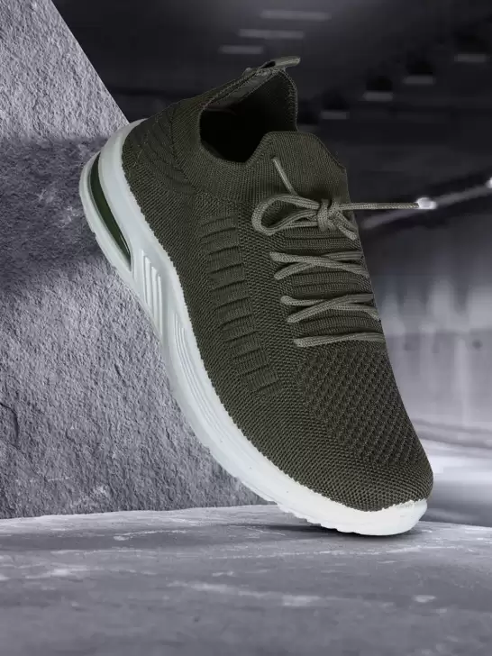 Women Flyknit Sports Shoes - image 6