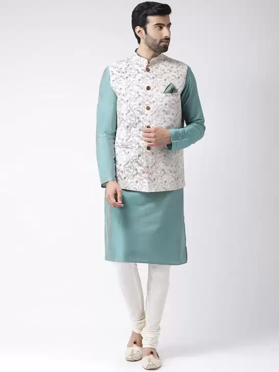 Men Solid Kurta with Churidar - image 6