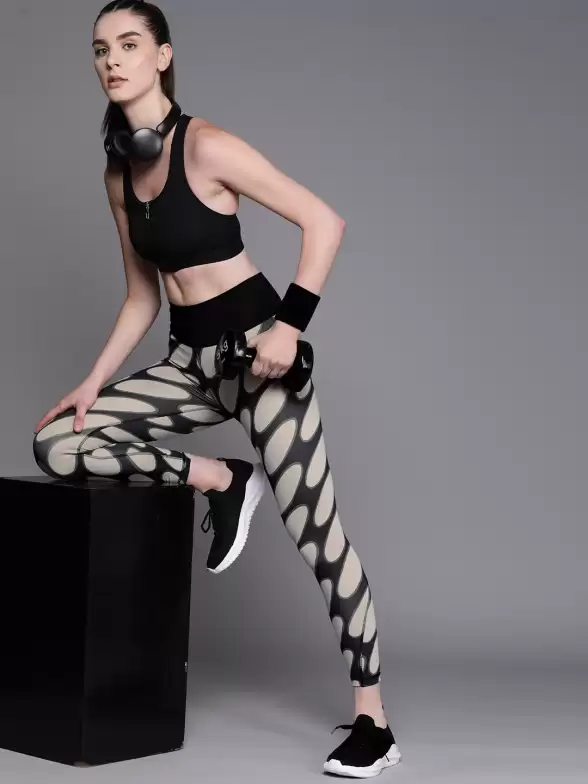 Women Training 7/8 Tights - image 7