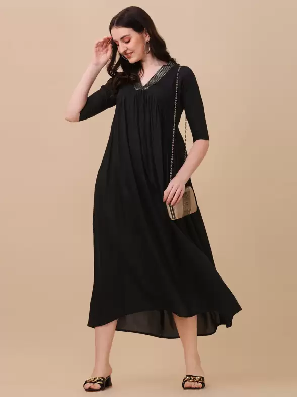V-Neck A-Line Midi Dress - image 7