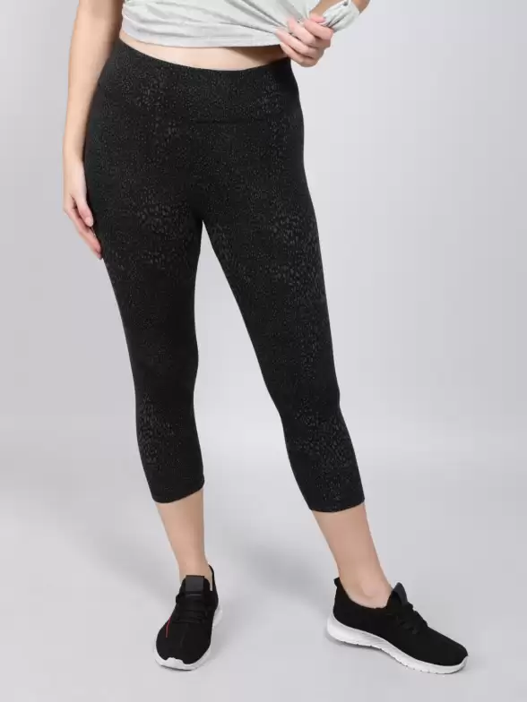 Women Slim Fit Cotton Capris - image 7