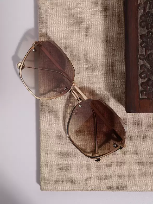 Women Oversized Sunglasses - image 7