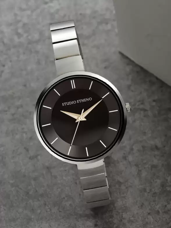Women Stainless Steel Straps Watch - image 7