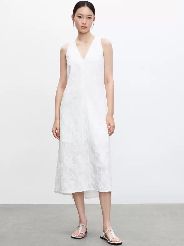 Floral Embroidered Jacquard A-Line Midi Dress - image 7