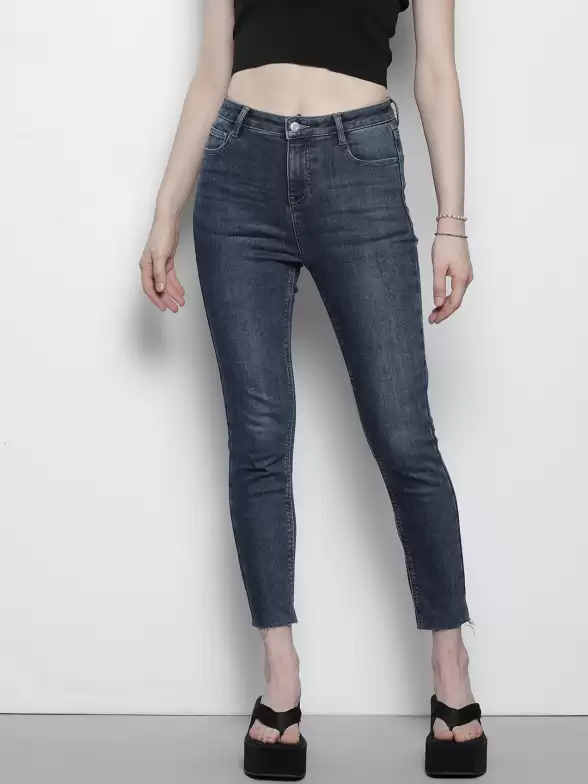 Women Skinny Fit Crop Jeans - image 7