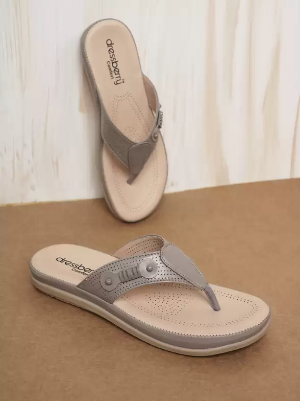Women Textured Open Toe Flats - image 7