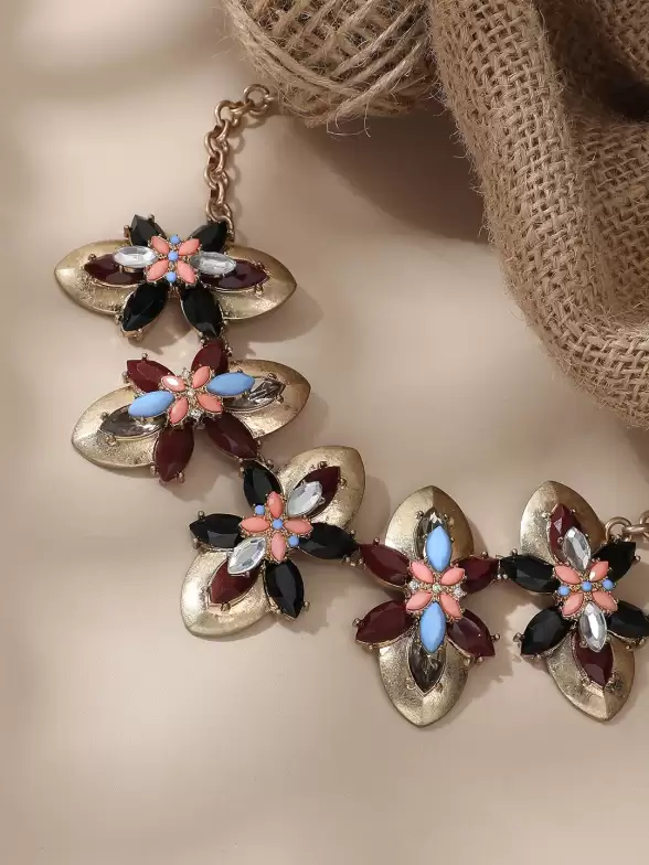Gold-Plated Statement Necklace - image 7